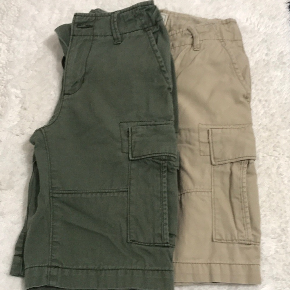 Children’s Place cargo shorts 2 pr